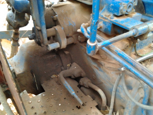 ***ขายแล้วครับขอบคุณ Truck2hand ขาย รถไถFORD 6610 เสื้อลาย ตัวเต็ม ปั๊มโรตารี่ ท่อไอดีใหญ่  สภาพสวย เครื่องแห้ง ติดง่าย งานไม่โหลด ระบบไฮฯ ระบบไฟ ครบ แขนดี ไม่ปะไม่ดาม  พร้อมอุปกรณ์ 2ชิ้น ใบดัน ผาน7CMT เอกสารสัญญาซื้อขาย  พร้อมใช้ พร้อมลุยงาน ราคาต่อรองได