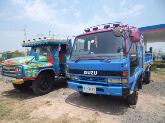 ขายรถอีซูซุร็อกกี้6ล้อดั้ม สภาพสวยๆพร้อมใช้งานคับ