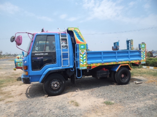 ขายรถอีซูซุร็อกกี้6ล้อดั้ม สภาพสวยๆพร้อมใช้งานคับ