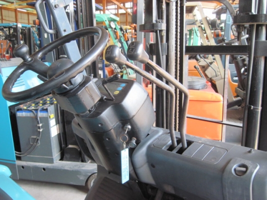 ขายรถยกไฟฟ้าขนาด 1 ตัน เสา 3 ม. สภาพดี นำเข้าจากญี่ปุ่น