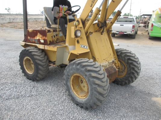 สภาพ 90 \% รถตัก เอวอ่อน ล้อยาง TCM 808  เก่านอก เอวแน่น ปั็มแรง สภาพพร้อมใช้ สุดๆเอาไปแบ่งกันใช้ได้เลยครับ   น้องร็อค จัดหั้ย สนใจโทร สอบถามได้ 081-8535656