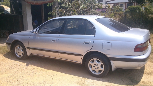 ขายTOYOTA CORONA ท้ายโด่ง 98,000 บาท