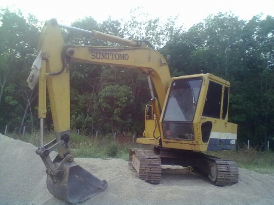 (2คันขาย 7 แสน) 6ล้อท้ายลาดมีเครน+แบคโฮSH160(ซูมิโตโม่)