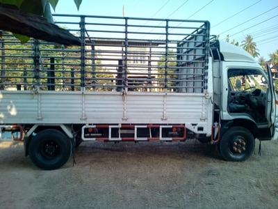 ต้องการขาย HINO ปี 48 ราคา 875,000 ครับ
