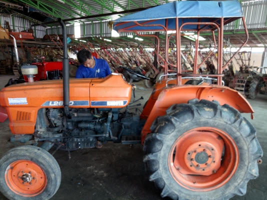 คูโบต้า L2600  รถไร่สวยๆ เครื่องหลวมขายตามสภาพ