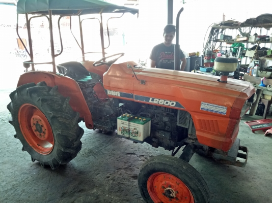 คูโบต้า L2600  รถไร่สวยๆ เครื่องหลวมขายตามสภาพ