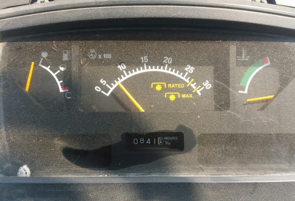 ยันม่าร์ EF494T 49แรงสภาพดี 842ชม.เล่มทะเบียนพร้อมครับ