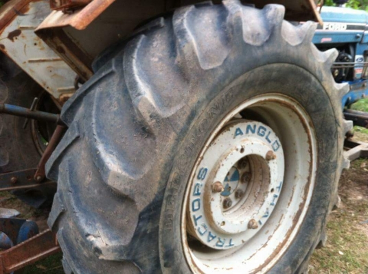 ขายด่วนรถ ไถ FROD 6600 T3 สภาพพร้อมใช้งาน เครื่องปั้มดี ยางสภาพพร้อมใช้งาน ราคา 270000 ครับ ขายด่วนรถ ไถ FROD 6600 T3 สภาพพร้อมใช้งาน เครื่องปั้มดี ยางสภาพพร้อมใช้งาน ราคา 270000 ครับ