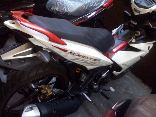 ขาย Yamaha Exciter 150 ปี 58 เครื่องดีเดิมๆ สภาพภายนอกสวยไม่มีรอยล้ม เล่มพร้อมชุดโอน