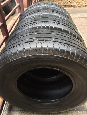 ยาง Bridgestone 265 70 16 สิ้นปี15 ดอกสวย เนื้อนิ่มๆ ราคาไม่แพง
