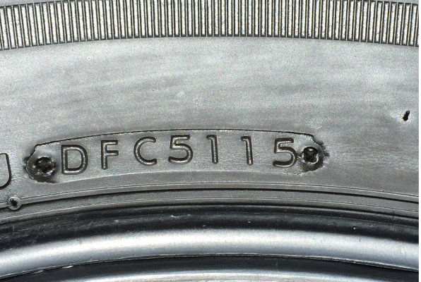 ยาง Bridgestone 265 70 16 สิ้นปี15 ดอกสวย เนื้อนิ่มๆ ราคาไม่แพง
