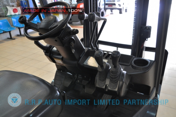 ขายรถโฟล์คลิฟท์มือสอง TOYOTA รุ่น 8FG15-31576 นำเข้าจากประเทศญี่ปุ่น 100\% ไม่เคยใช้งานในไทย