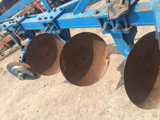 ขาย รถไถ่ ford 6610 2 เพลาะ ครับ