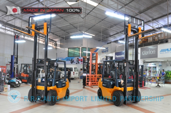 ขายรถโฟล์คลิฟท์มือสอง TOYOTA รุ่น 7FGL20-13715 นำเข้าจากประเทศญี่ปุ่น 100\% ไม่เคยใช้งานในไทย