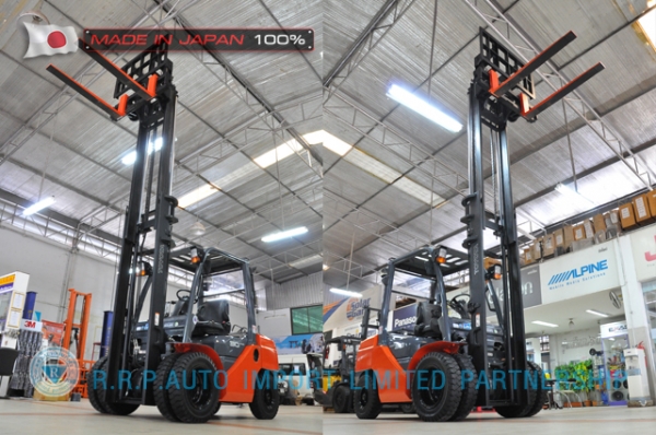 ขายรถโฟล์คลิฟท์มือสอง TOYOTA รุ่น TOYOTA รุ่น 8FD30-32133 นำเข้าจากประเทศญี่ปุ่น 100\% ไม่เคยใช้งานในไทย