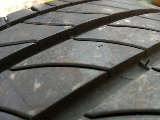 ยาง Michelin 225-45r17 ยาง Michelin 225-45r17