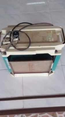 ขายเครื่องรีดไม้ MAKITA 2012NBมือสองครับ ขายเครื่องรีดไม้ MAKITA 2012NBมือสองครับ