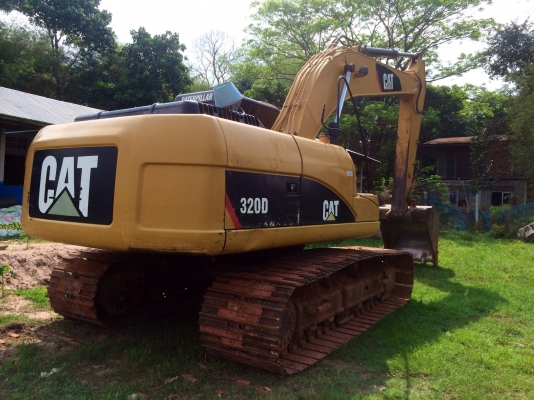 ขายด่วน  รถแบคโฮ cat320d  สภาพดี  พร้อมใช้งาน  เอกสารพร้อม  9000 ชั่วโมง