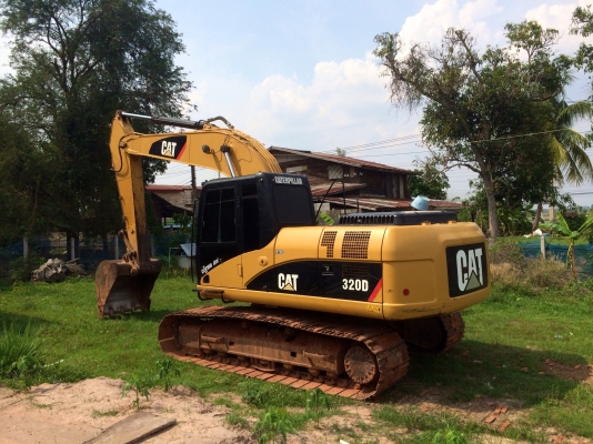 ขายด่วน  รถแบคโฮ cat320d  สภาพดี  พร้อมใช้งาน  เอกสารพร้อม  9000 ชั่วโมง
