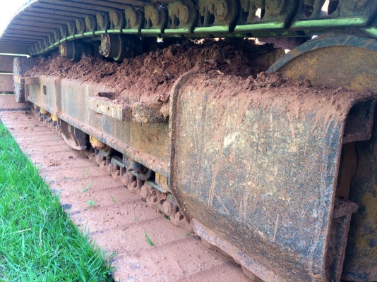 ขายด่วน  รถแบคโฮ cat320d  สภาพดี  พร้อมใช้งาน  เอกสารพร้อม  9000 ชั่วโมง