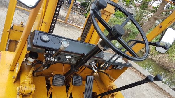 ขายด่วนรถยกKOMATSU FG30-10ยก3ตันยกสูง3เมตรรถนอกเพิ่งนำเข้ามายังไม่เคยใช้งานในเมืองไทยเลย