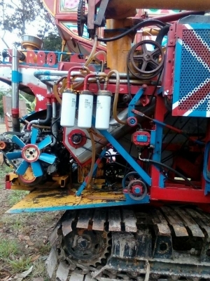 ขายรถเกี่ยวข้าว เครื่อง195เทอร์โบ ตัวเดิน10 ปั้มไดกิ้น23 สภาพพร้อมใช้งาน ราคา300,000 สนใจโทร 090-8588220คุณนะ 093-3258446คุณบิว เว็บไซต์ส่วนตัว www.narong2truck.com www.truck.in.th/498 ID: narong498 ID: 0933258446 เพจ Facebook ณรงค์ ซื้อขายรถมือสอง กลุ่ม