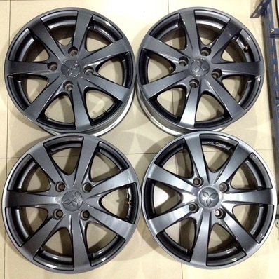 15 นิ้ว สี Silver Starduct สภาพสวยทั้งชุด ตจว จัดส่ง ฟรี ถึงบ้านทุกจังหวัดครับ