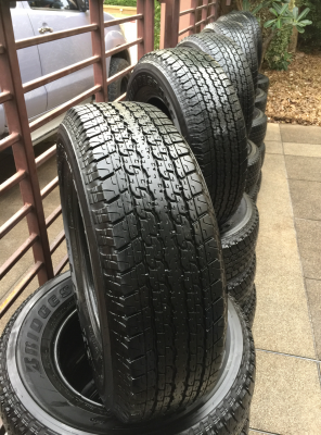 ยาง Bridgestone 245 70 16 ปลายปี16 ดอกเต็ม เนื้อนิ่ม ใช้ยาว ราคาไม่แพง