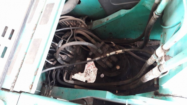 KOBELCO  200-8 NY11 สภาพสวยพร้อมใช้งาน ติดต่อแต 084-1148572,0868060702