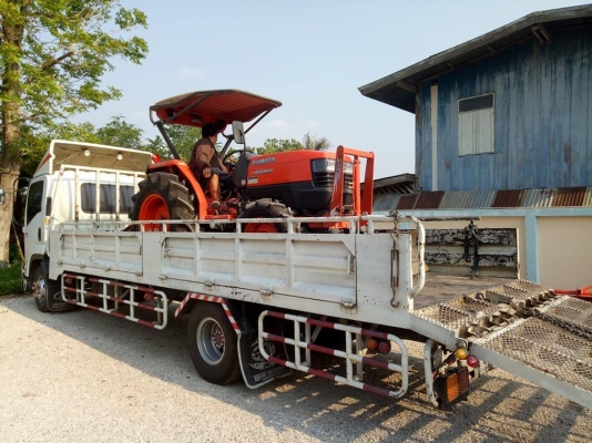 คูโบต้า L4508DI 4 WD 817 ชั่วโมง สีเดิมๆโรงงาน เล่มพร้อม ผลิตประเทศญี่ปุ่น..ใบมีดดันหน้า ผานบุก  สีเดิมๆโรงงาน