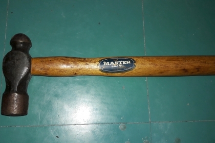 ขายค้อนตุ้มขนาด900กรัม MASTER MADE IN GERMANY.ใหม่เก่าเก็บน้ำหนักดี