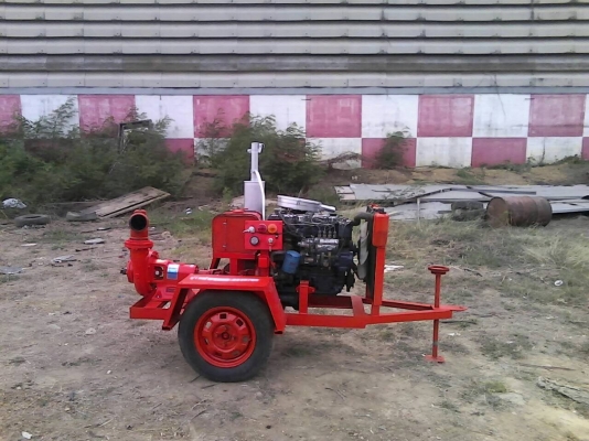 ปั้มน้ำเครื่องยนต์ NISSAN ดืเซล 2300 c.c. ติดตั้งปั้มขนาด 4 นิ้ว  (ปั้มใหม่ไม่เคยใช้งาน)