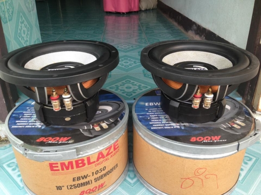 ซับ10นิ้ว EMBLAZE โครงหล่อว้อยคู่แม่เหล็กสองก้อนมือสองแบรนด์ดัง สภาพสวยเดิมใช้งานปกติเบสแนวฟังดีมาก ขายคู่ละ 2850 บาท สนใจ0892425454 ของอยู่สระบุรี ซับ10นิ้ว EMBLAZE โครงหล่อว้อยคู่แม่เหล็กสองก้อนมือสองแบรนด์ดัง สภาพสวยเดิมใช้งานปกติเบสแนวฟังดีมาก ขายคู่ละ 2850 บาท สนใจ0892425454 ของอยู่สระบุรี