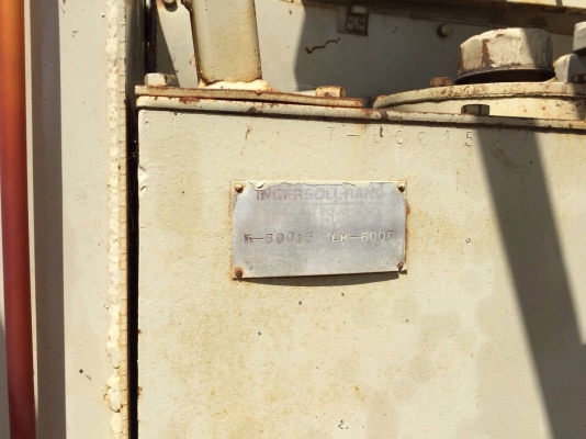 รถเจาะหิน