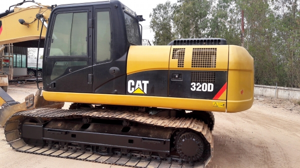 ขายครับ CAT320D สเปกญี่ปุ่น8พัน ชม.ซีเรียนสูง 9พันกว่าปลายๆ รถสภาพสวยจัด85\%ช่วง ล่างแถบไม่ได้เดิน เลยครับ เอกสารเล่มทะเบียนพร้อมโอน ครับ089-7088772