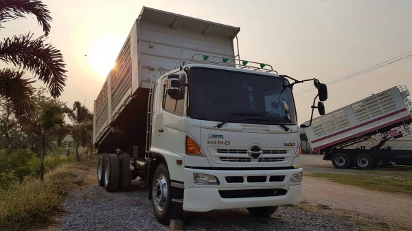 ขายสิบล้อดัมพ์ Hino เครื่อง 251 แรง ปี 57 ไมล์หกหมื่น กระบะดัมพ์สามมิตร เดิมๆ พร้อมใช้งาน ทะเบียนพร้อม