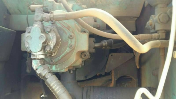 ขาย 465,000 KOBELCO sk 220-5 super เล่มทะเบียน ไฟฟ้าครบ เครื่องดี ปั้มแรง เอวแน่น ช่วงล่างใหม่ รถสวยพร้อมใช้เอกสารพร้อมโอน รถอยู่ อุดร 090-772-3710 090-772-3708