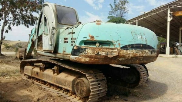 ขาย 465,000 KOBELCO sk 220-5 super เล่มทะเบียน ไฟฟ้าครบ เครื่องดี ปั้มแรง เอวแน่น ช่วงล่างใหม่ รถสวยพร้อมใช้เอกสารพร้อมโอน รถอยู่ อุดร 090-772-3710 090-772-3708