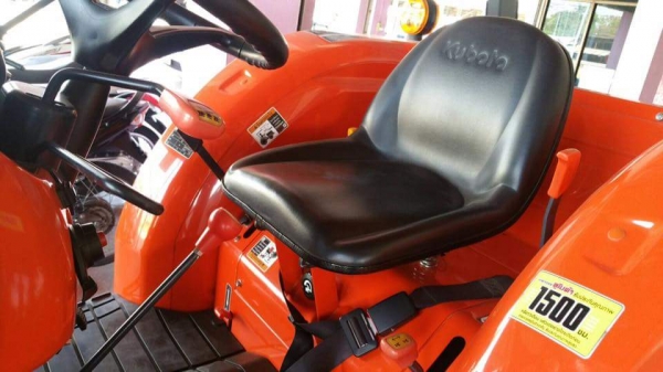 ขายรถใหม่ยังไม่เคยใช้งาน L4708SP รถตัก เล่มทะเบียนพร้อมราคามือสอง ขายรถใหม่ยังไม่เคยใช้งาน L4708SP รถตัก เล่มทะเบียนพร้อมราคามือสอง