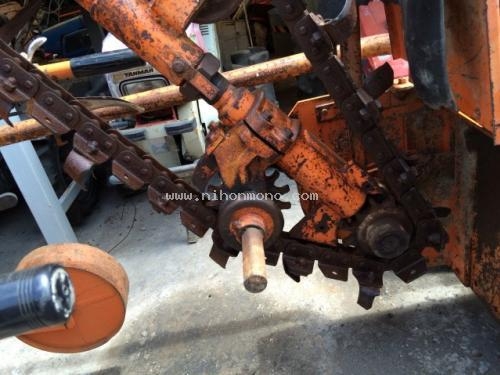 ราคาพิเศษ 78,000 บาท!! รถขุดร่องดินเดินตาม รหัสสินค้า : 80903932 www.nihonmono.com