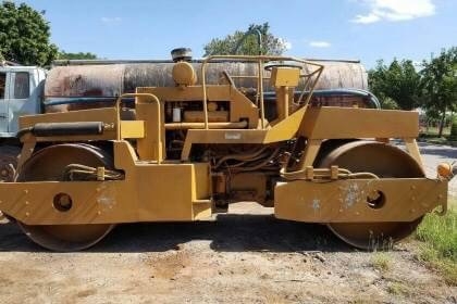 ขาย 765,000 รถบดสั่นสะเทือน หน้า-หลัง เบรคดาวน์ DYNAPAC CC42A 4X4 เอกสารเล่มทะเบียนครบ  รถอยู่ จ.อุดรธานี โทร&amp;ไอดีไลน์ 0610710295