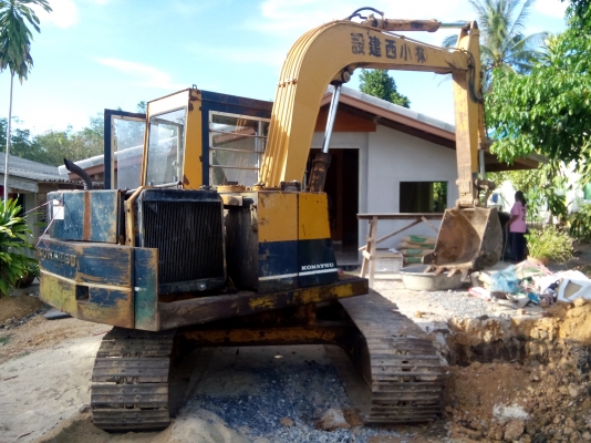 ปิดการขายเรียบร้อยคับ พร้อมจัดส่งถึงบ้านรถขุดโคมัสสุ PC60-3 พร้อมใช้งาน (พร้อมหัวคีบไม้)