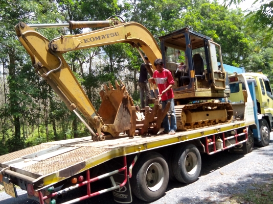 ปิดการขายเรียบร้อยคับ พร้อมจัดส่งถึงบ้านรถขุดโคมัสสุ PC60-3 พร้อมใช้งาน (พร้อมหัวคีบไม้) ปิดการขายเรียบร้อยคับ พร้อมจัดส่งถึงบ้านรถขุดโคมัสสุ PC60-3 พร้อมใช้งาน (พร้อมหัวคีบไม้)