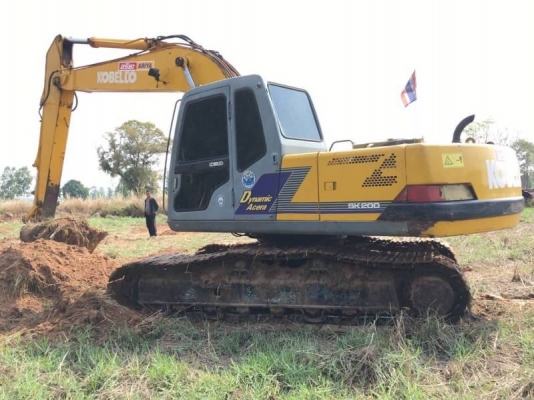 KOBELCO SK200 MARK 3 ราคา 545,000 บาท  เครื่องดี ปั้มแรง โช่หนา เอวแน่น ไฟฟ้าตัด เอกสารชื้อขาย  รถอยู่ จ.ร้อยเอ็ด โทร&amp;ไอดีไลน์ 0610710295