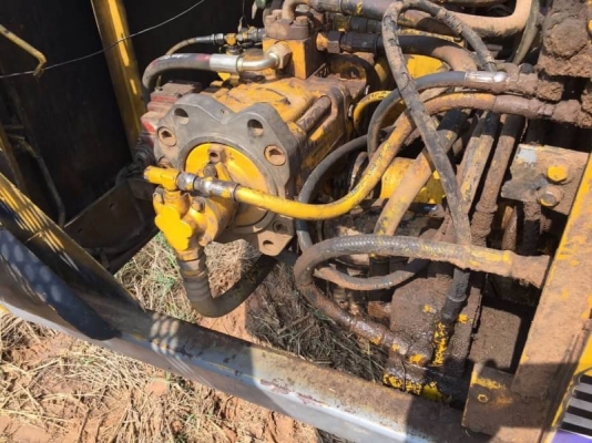 KOBELCO SK200 MARK 3 ราคา 545,000 บาท  เครื่องดี ปั้มแรง โช่หนา เอวแน่น ไฟฟ้าตัด เอกสารชื้อขาย  รถอยู่ จ.ร้อยเอ็ด โทร&amp;ไอดีไลน์ 0610710295