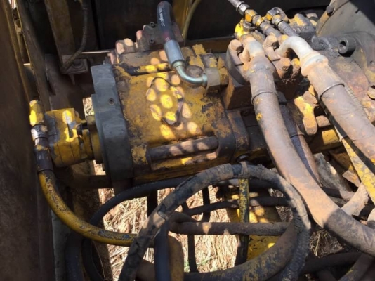 KOBELCO SK200 MARK 3 ราคา 545,000 บาท  เครื่องดี ปั้มแรง โช่หนา เอวแน่น ไฟฟ้าตัด เอกสารชื้อขาย  รถอยู่ จ.ร้อยเอ็ด โทร&amp;ไอดีไลน์ 0610710295