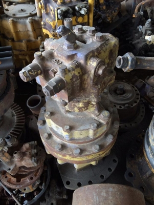 โป๊ะสวิง KOMATSU PC 200-6 เก่าญี่ปุ่น เครื่องโคมัสสุ
