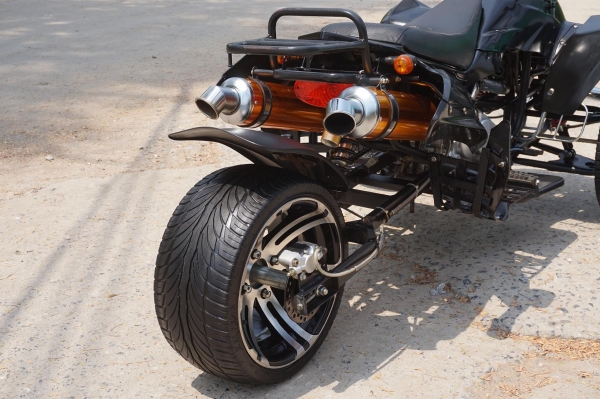 ขาย รถแต่ง 3 ล้อ เครื่อง 150 cc สตาร์ทมือ  มีเกียร์ถอย รถสวยเครื่องดีมาก