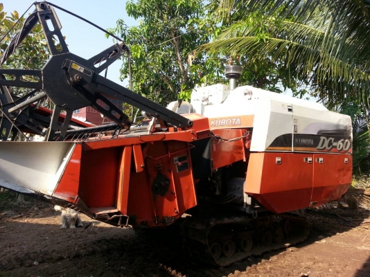 DC 60  พลัด  ปี 53 ุ + เทเลอร์     ราคา  220000 บาท ( ดูรถก่อนต่อ ) ดูรถทีอ.อุทมพรพิสัย  จ.ศรีสะเกษ  ด่วน   one 2   098 668-3479    dtac  094 283-9369  สิทธิ์  คับ