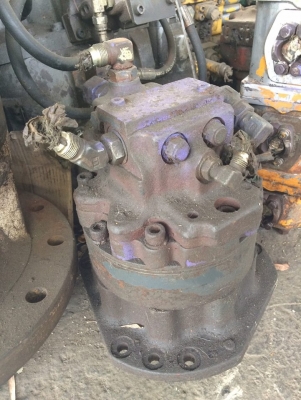 โป๊ะสวิง KOMATSU PC 50UU-2E เก่าญี่ปุ่น ราคา 40,000 บาท